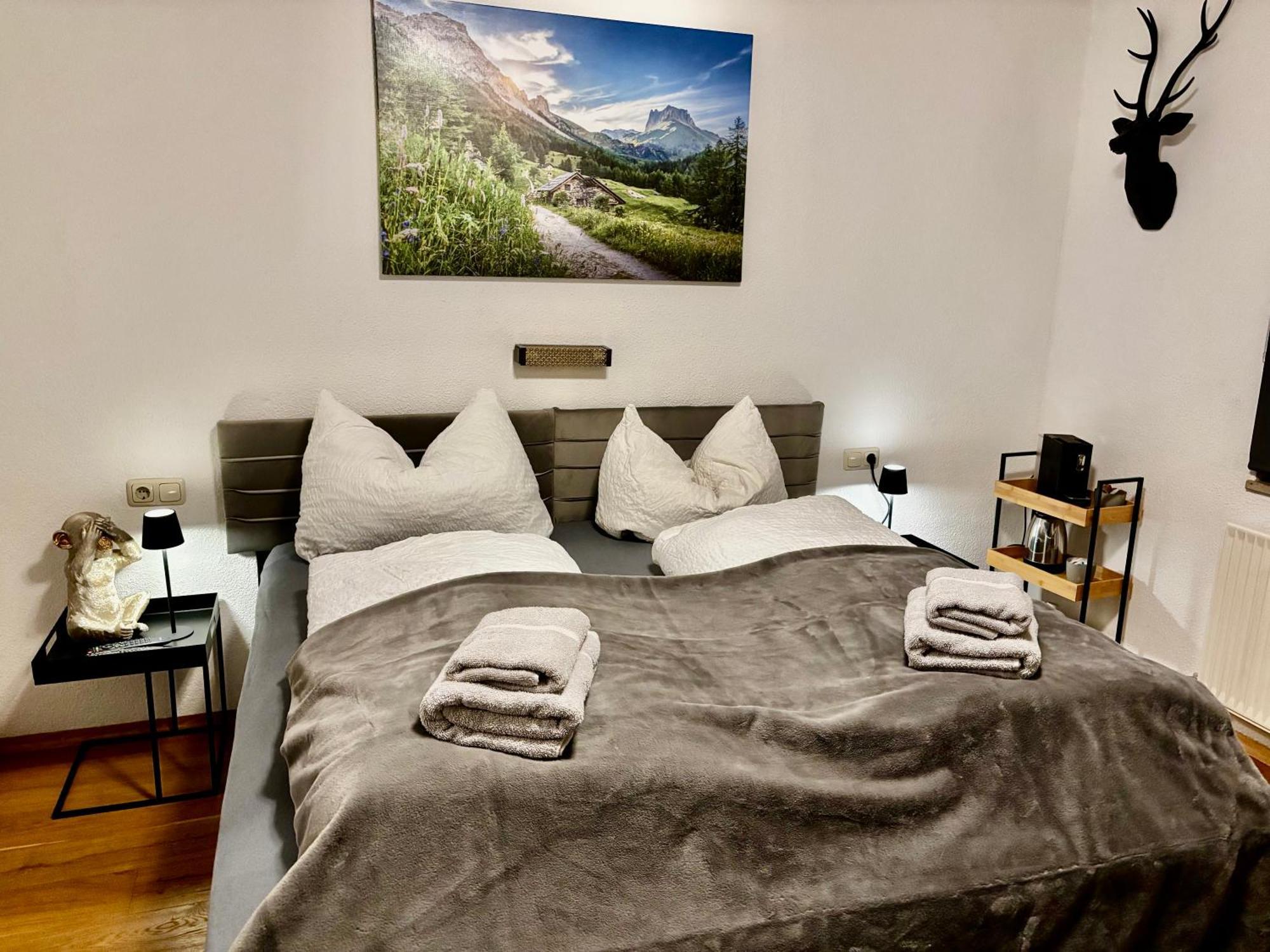 Lechtaler Alpenblick Landeck - Privatzimmer & Ferienwohnung Extérieur photo