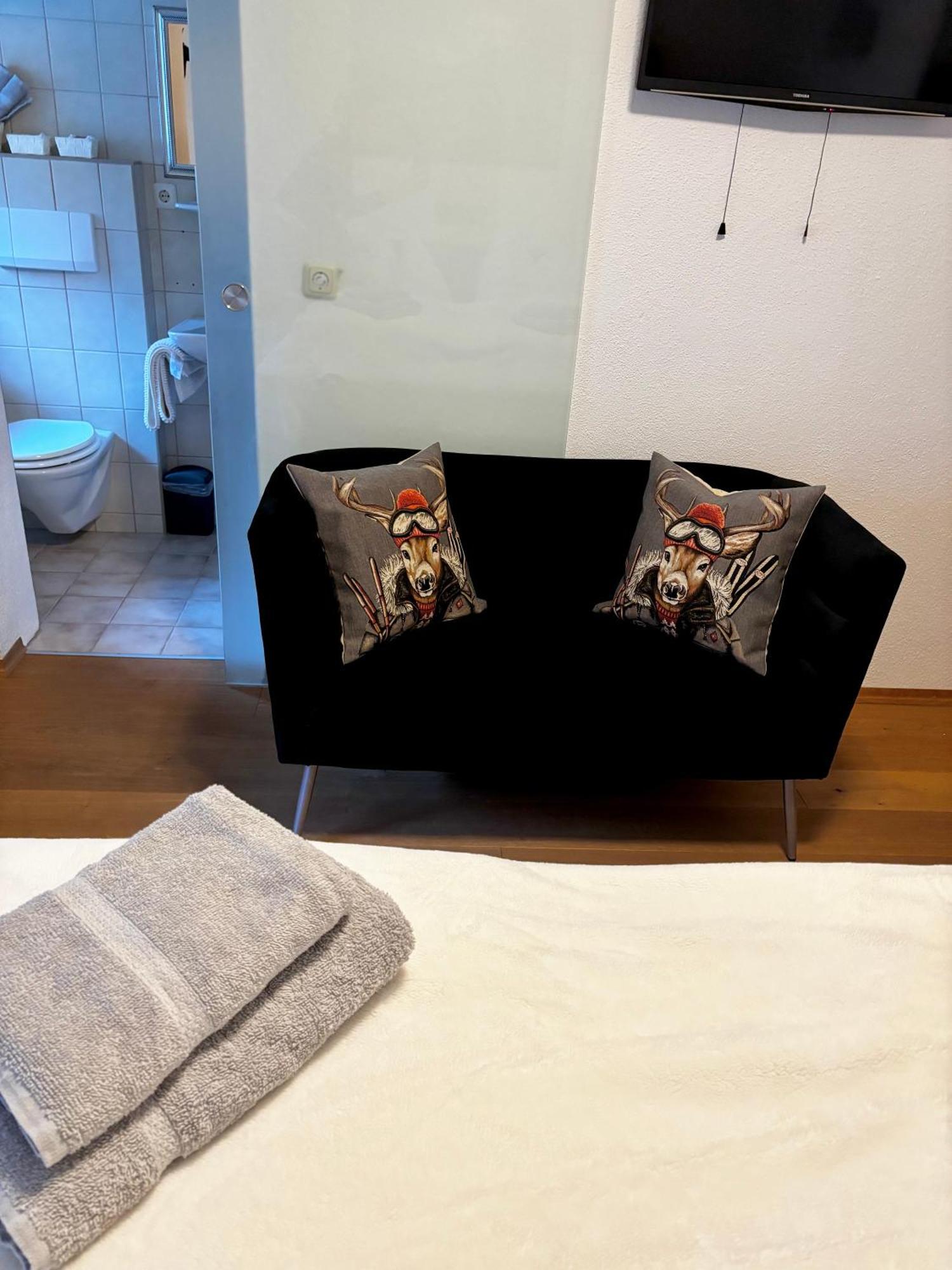 Lechtaler Alpenblick Landeck - Privatzimmer & Ferienwohnung Extérieur photo