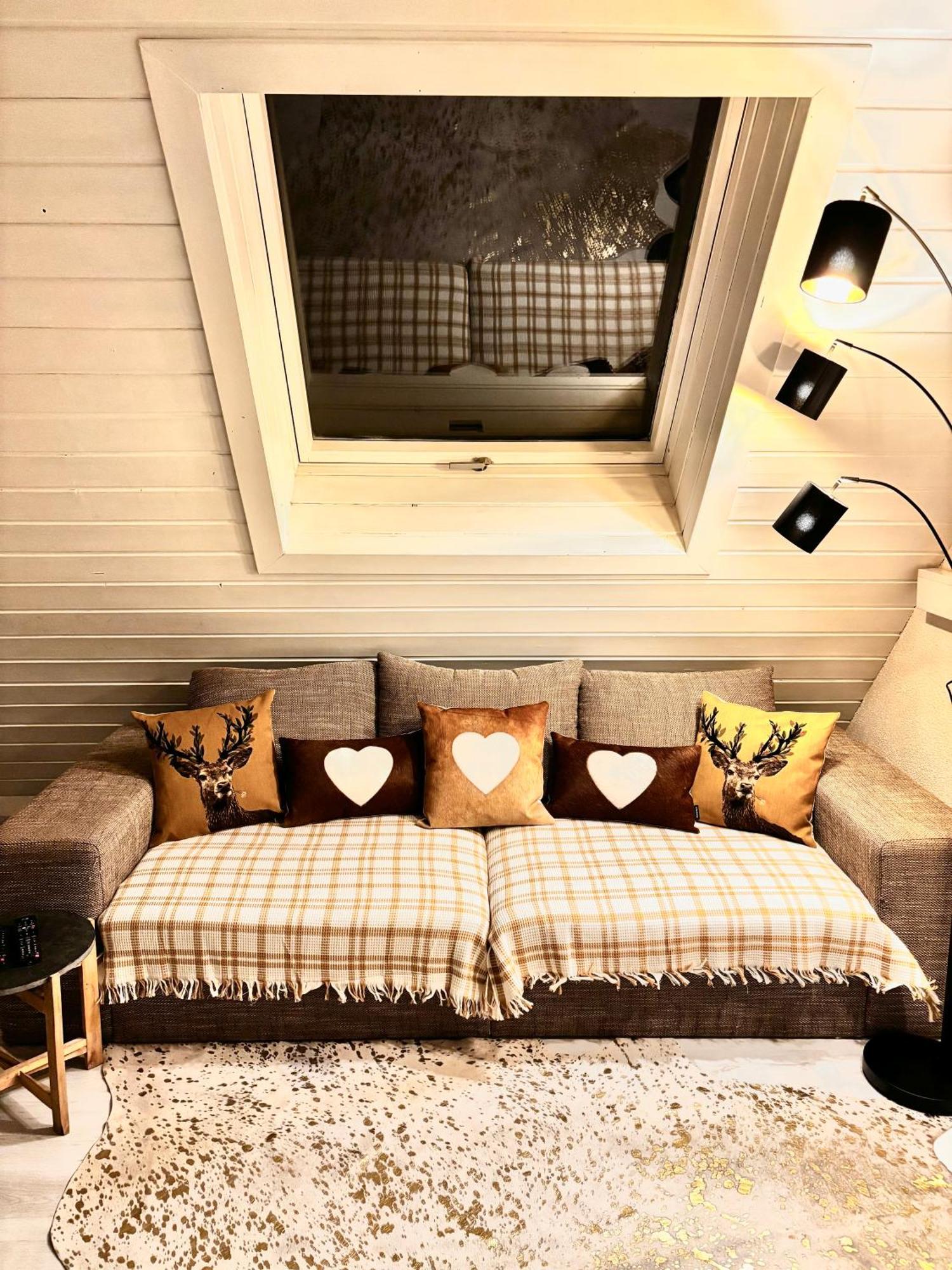 Lechtaler Alpenblick Landeck - Privatzimmer & Ferienwohnung Extérieur photo