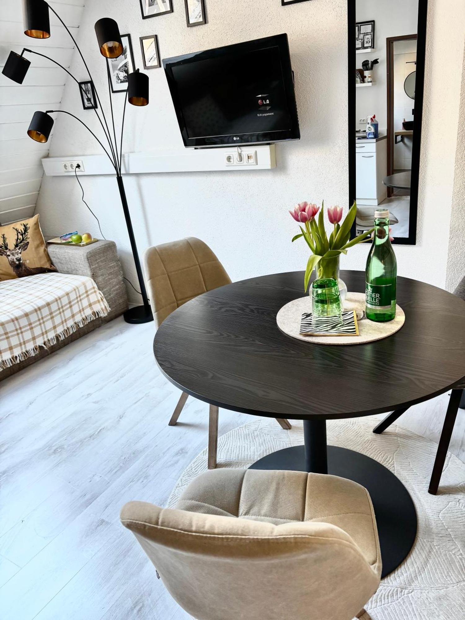Lechtaler Alpenblick Landeck - Privatzimmer & Ferienwohnung Extérieur photo