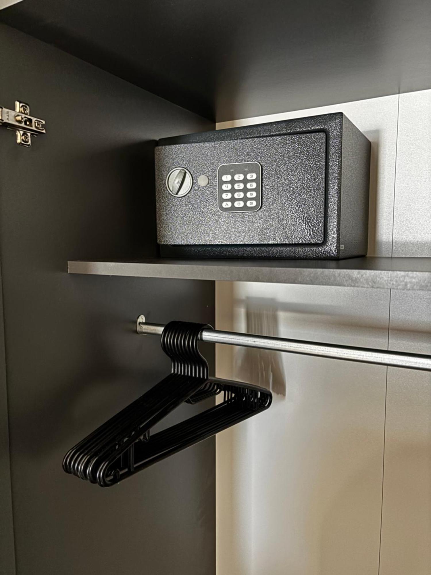 Lechtaler Alpenblick Landeck - Privatzimmer & Ferienwohnung Extérieur photo