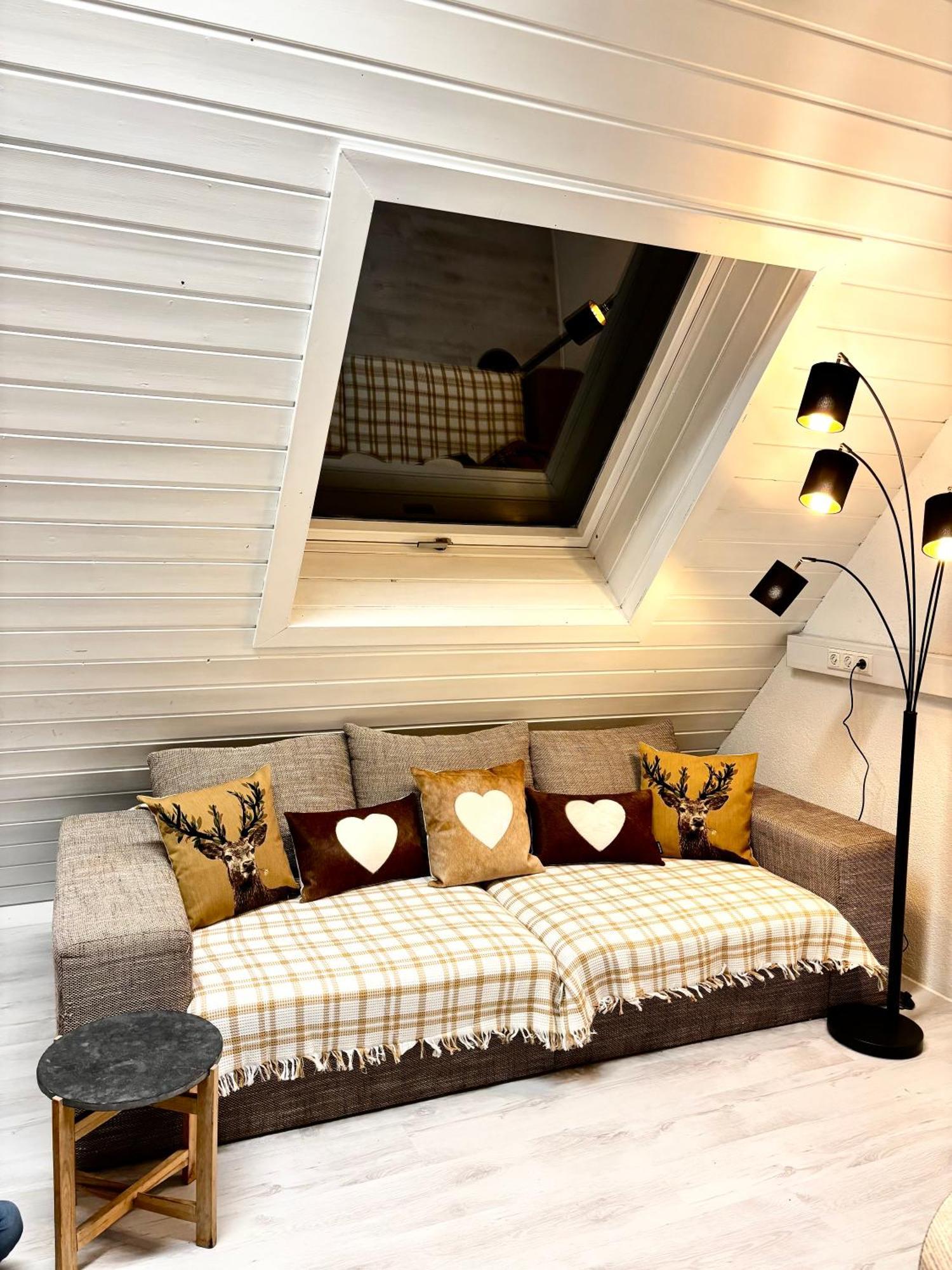 Lechtaler Alpenblick Landeck - Privatzimmer & Ferienwohnung Extérieur photo